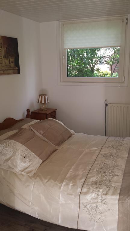 Bed And Breakfast Bij Hooisma Kampen Zimmer foto